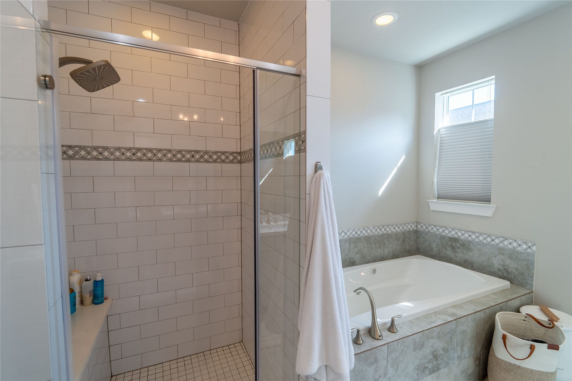 3009 Bell Street, #B, Houston, TX 77003 3009 Bell Street, #B, Houston, TX 77003