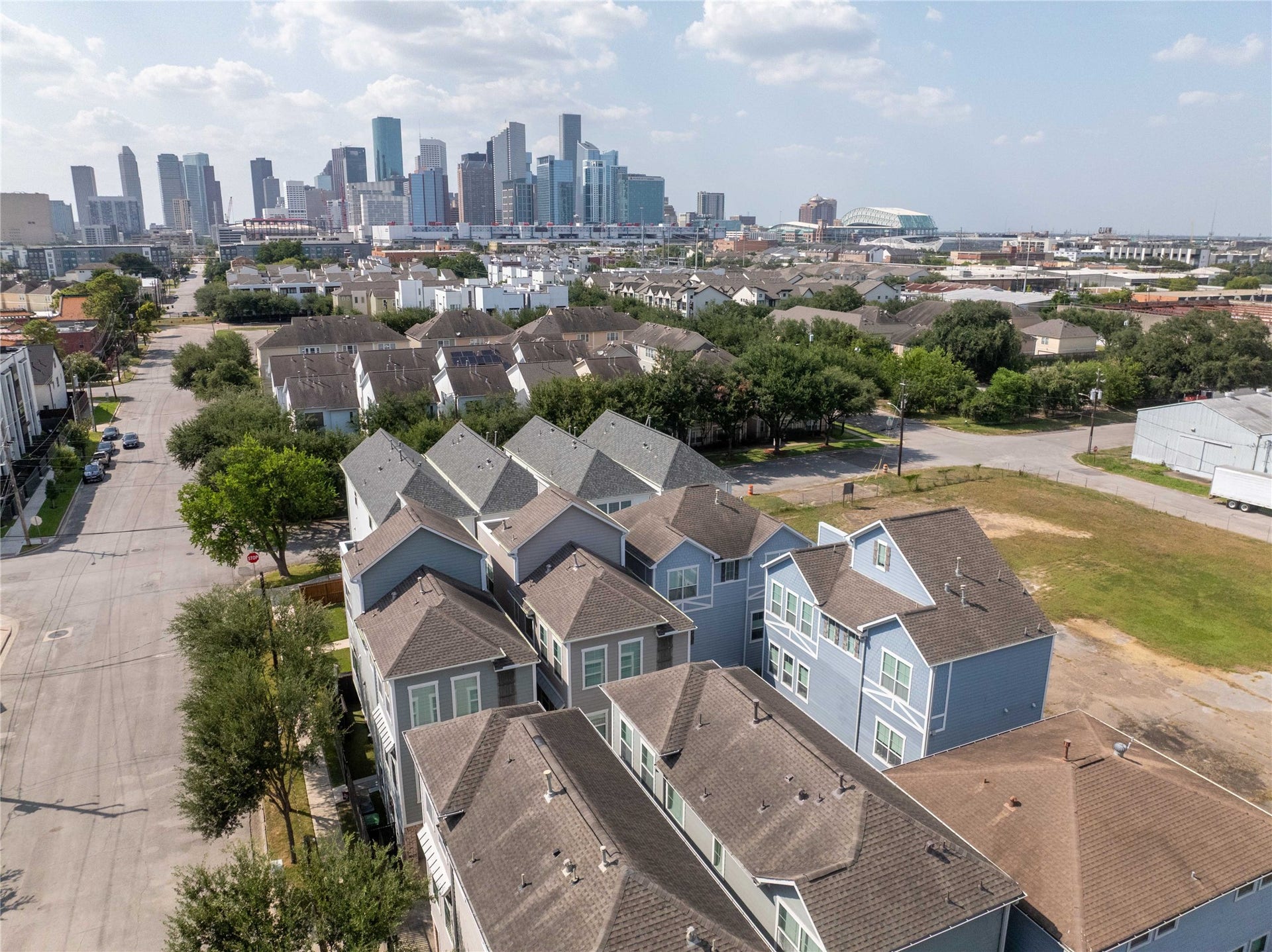 3009 Bell Street, #B, Houston, TX 77003 3009 Bell Street, #B, Houston, TX 77003