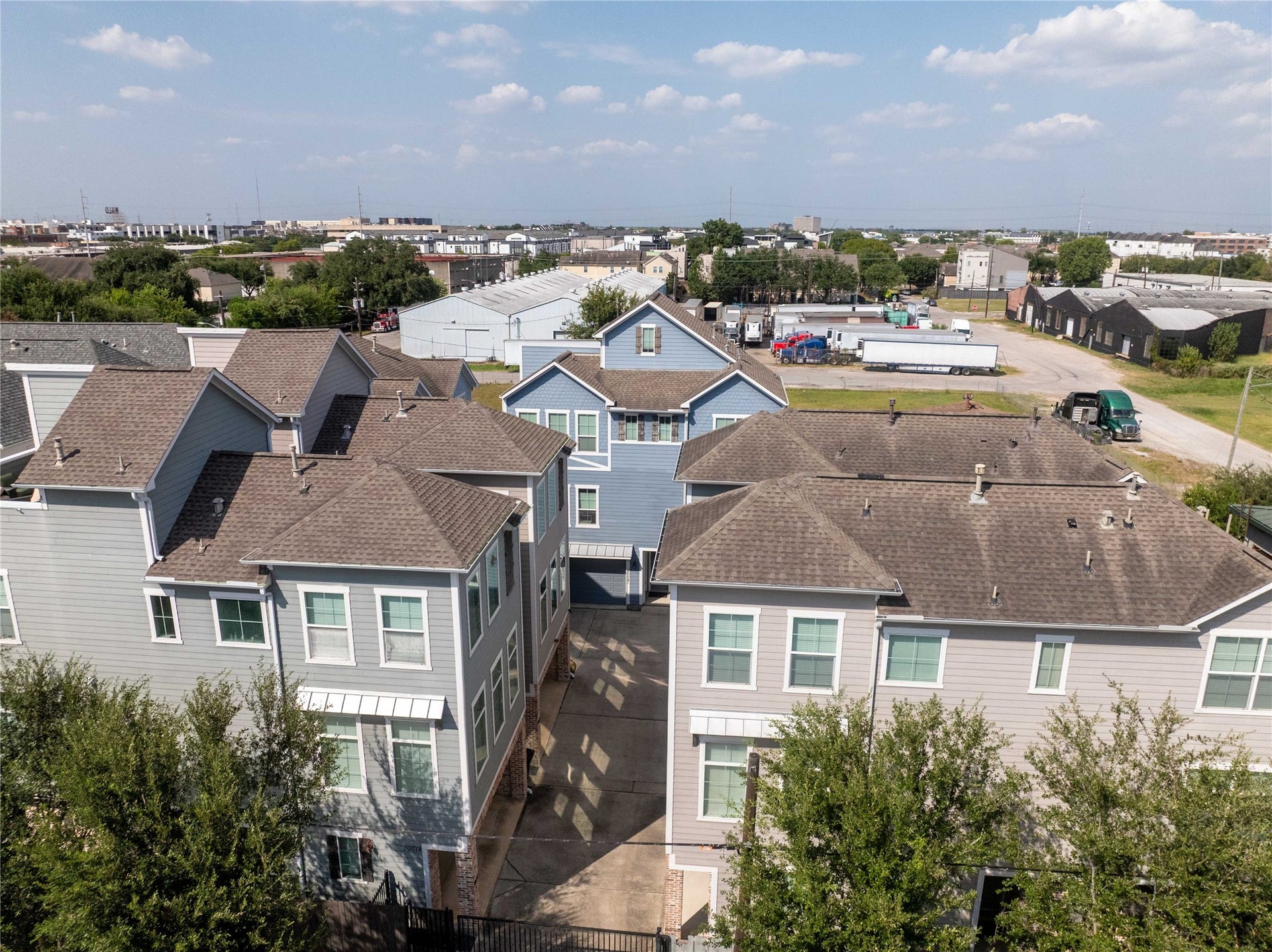 3009 Bell Street, #B, Houston, TX 77003 3009 Bell Street, #B, Houston, TX 77003