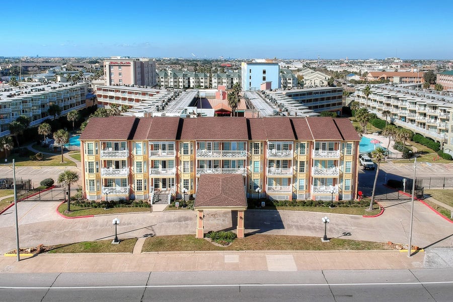 Property photo for 6300 Seawall Boulevard, #7202, Galveston, TX