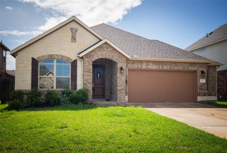 Property photo for 311 Lockridge Hill Ln, Rosenberg, TX