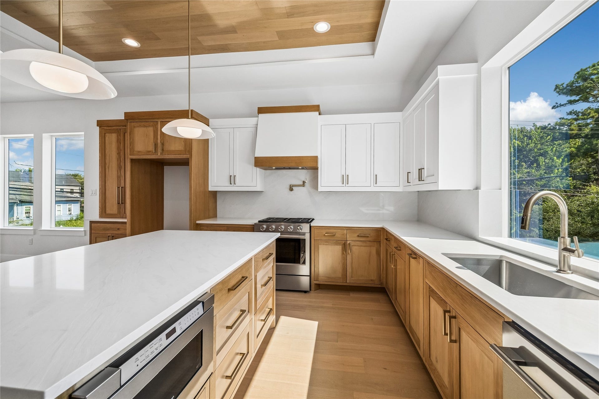 3402 Market Street, Houston, TX 77020 3402 Market Street, Houston, TX 77020