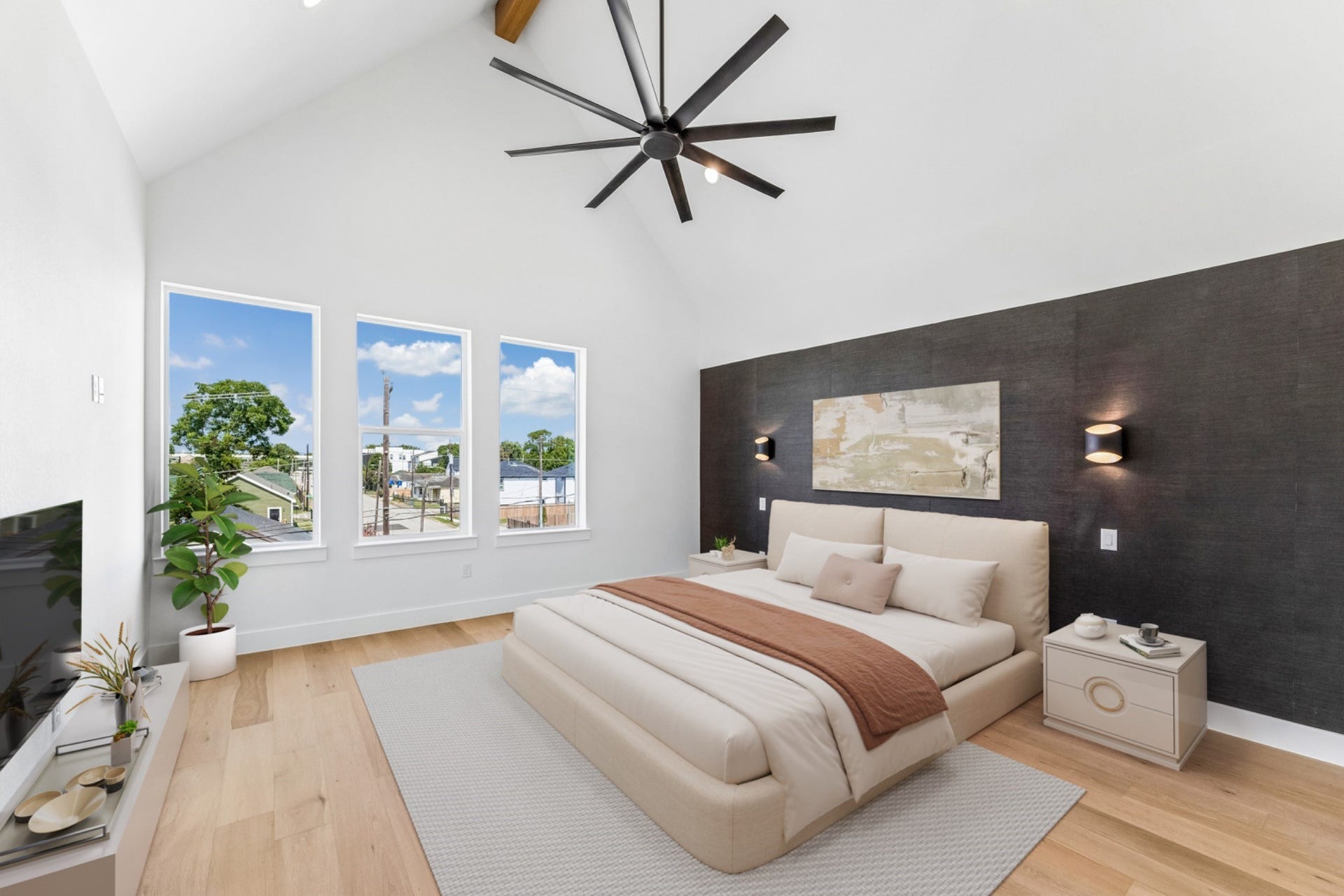 3402 Market Street, Houston, TX 77020 Primary Bedroom