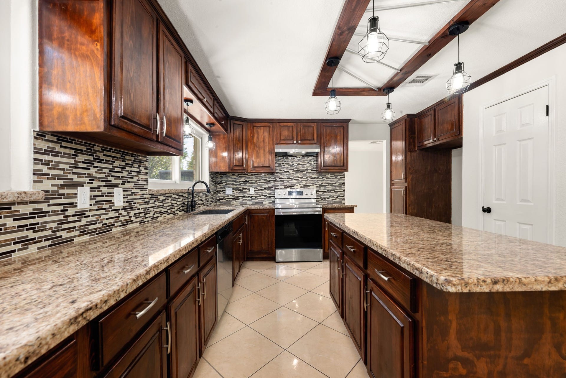2002 Bentvine Drive, Houston, TX 77084 2002 Bentvine Drive, Houston, TX 77084
