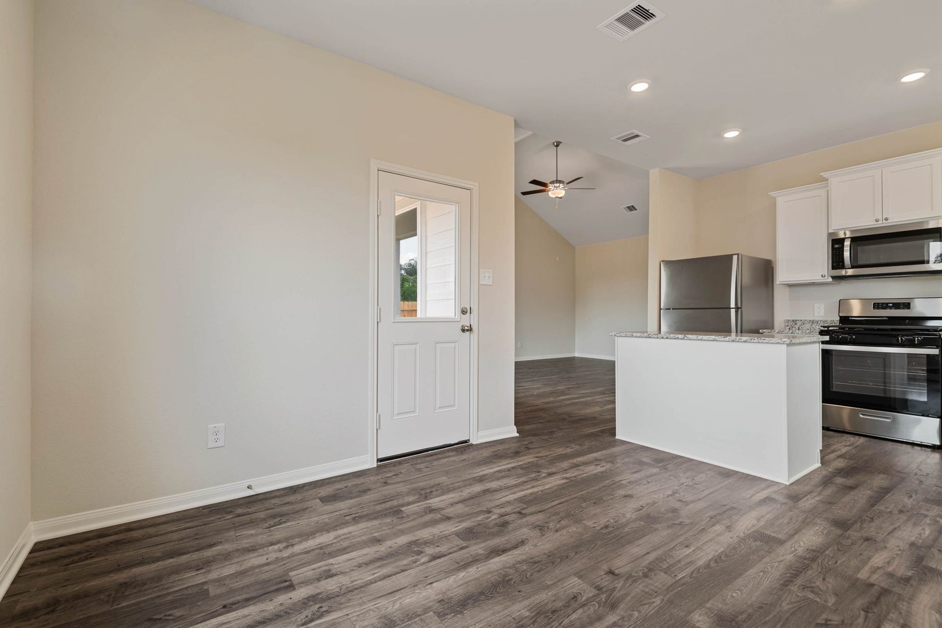 345 Fastboy Lane, Waller, TX 77484 345 Fastboy Lane, Waller, TX 77484