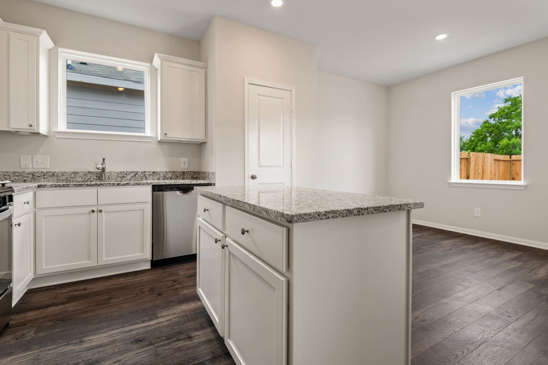 345 Fastboy Lane, Waller, TX 77484 345 Fastboy Lane, Waller, TX 77484