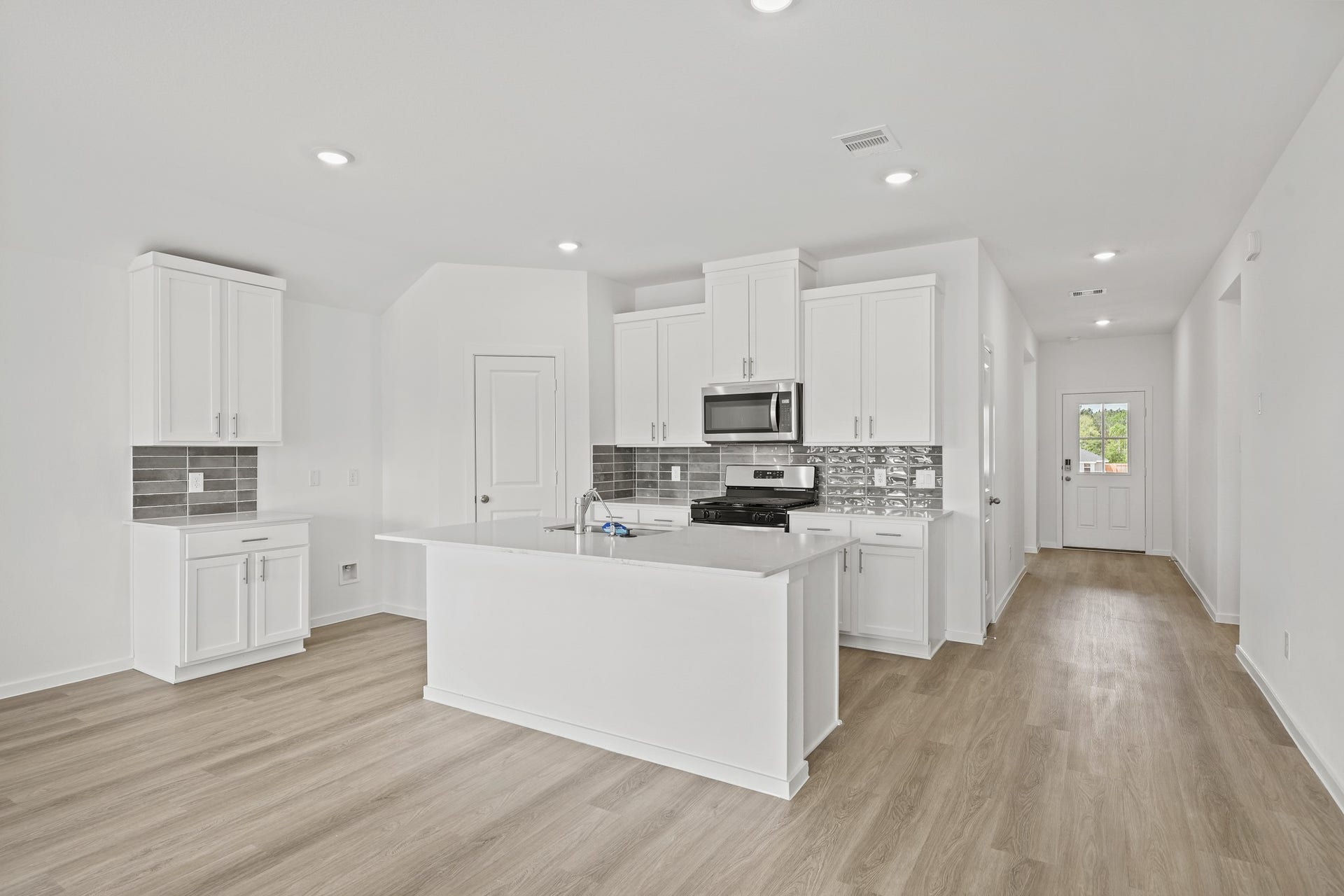 8918 Phoebe Bend Drive, Montgomery, TX 77316 8918 Phoebe Bend Drive, Montgomery, TX 77316