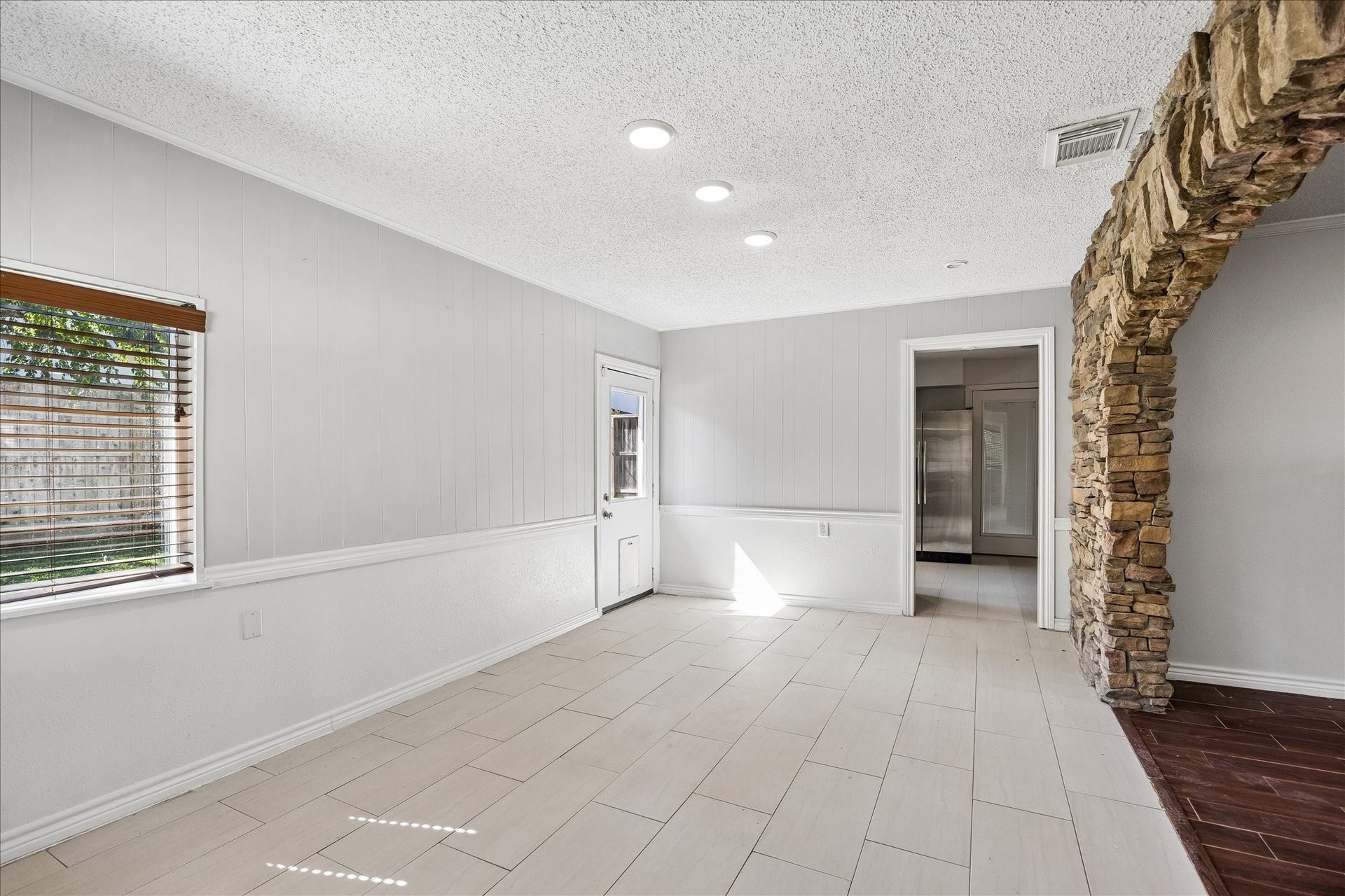 4707 Bellview Street, Bellaire, TX 77401 4707 Bellview Street, Bellaire, TX 77401