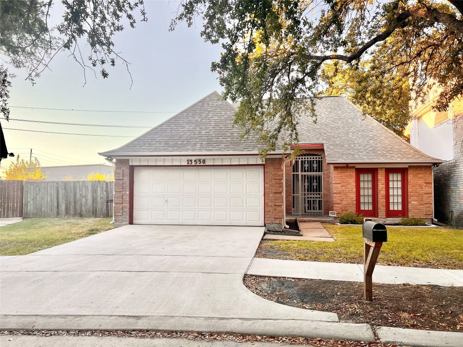 Property photo for 13550 Quetzal Lane Lane, Houston, TX