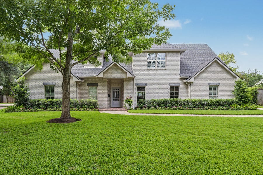 Property photo for 12115 Beauregard Drive, Houston, TX