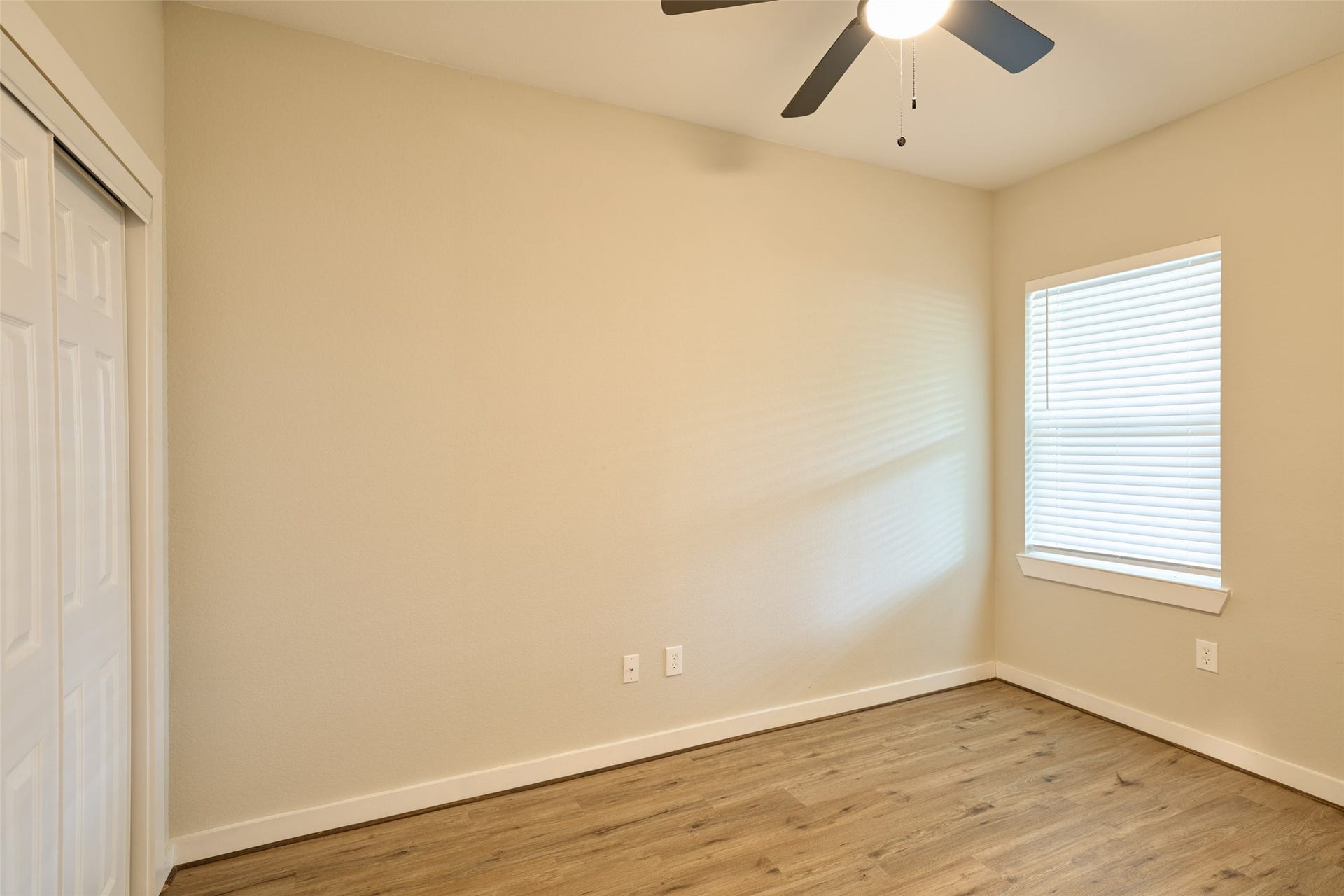 10317 Lake Road, #13C, Houston, TX 77070 10317 Lake Road, #13C, Houston, TX 77070