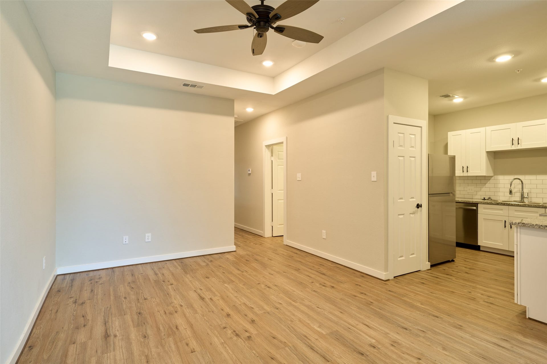 10317 Lake Road, #13C, Houston, TX 77070 10317 Lake Road, #13C, Houston, TX 77070