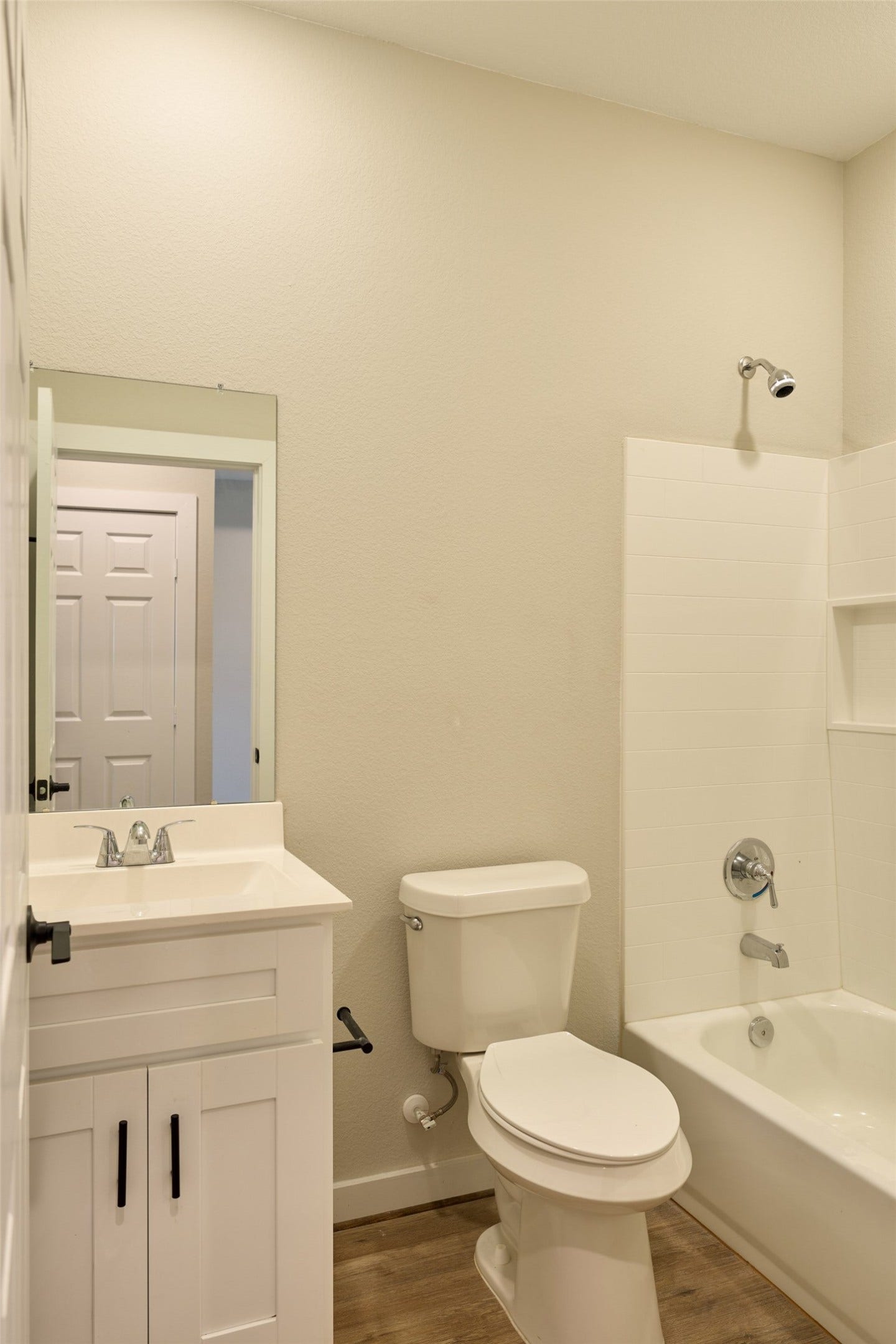 10317 Lake Road, #13C, Houston, TX 77070 10317 Lake Road, #13C, Houston, TX 77070