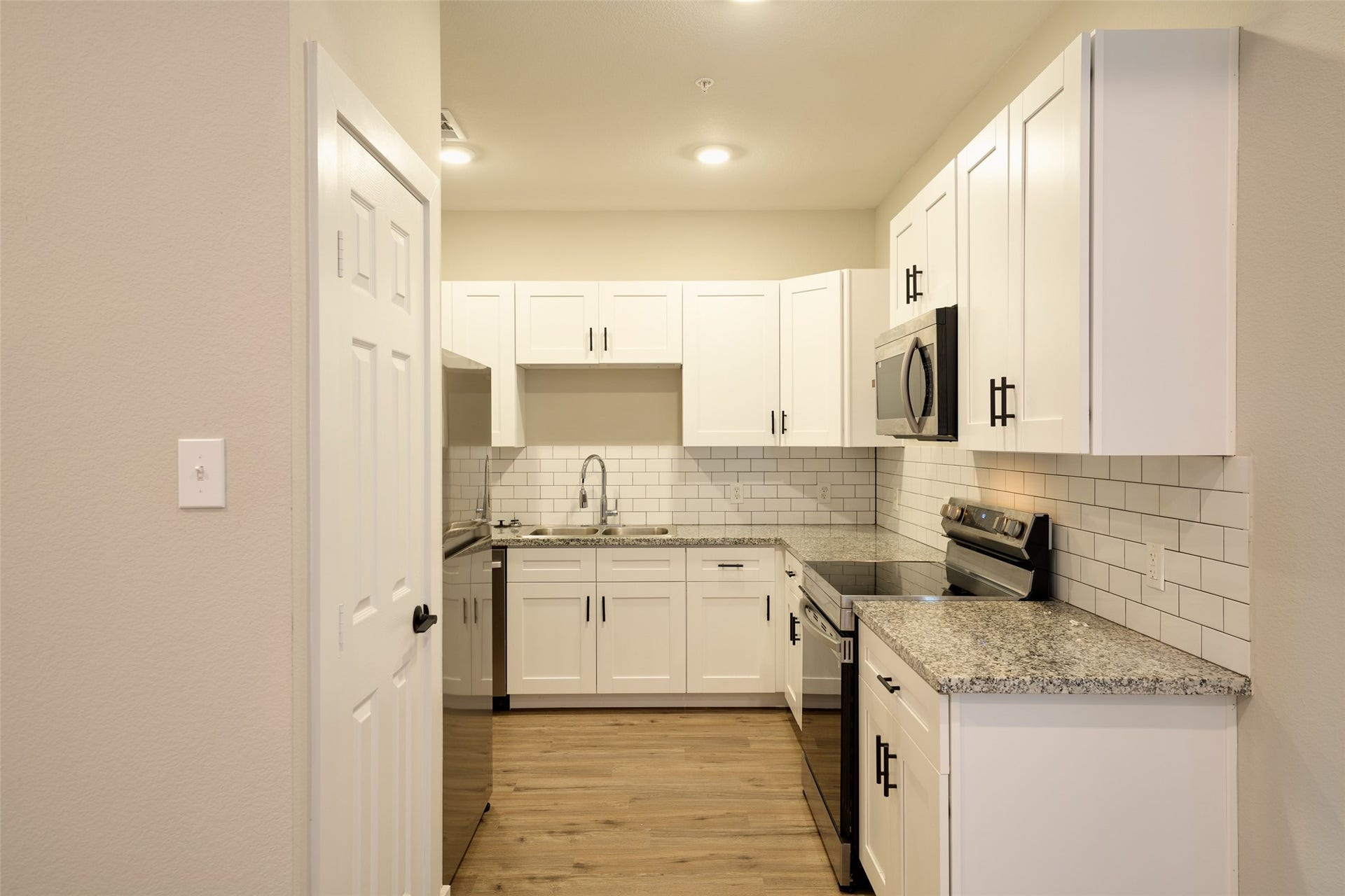 10317 Lake Road, #13C, Houston, TX 77070 10317 Lake Road, #13C, Houston, TX 77070