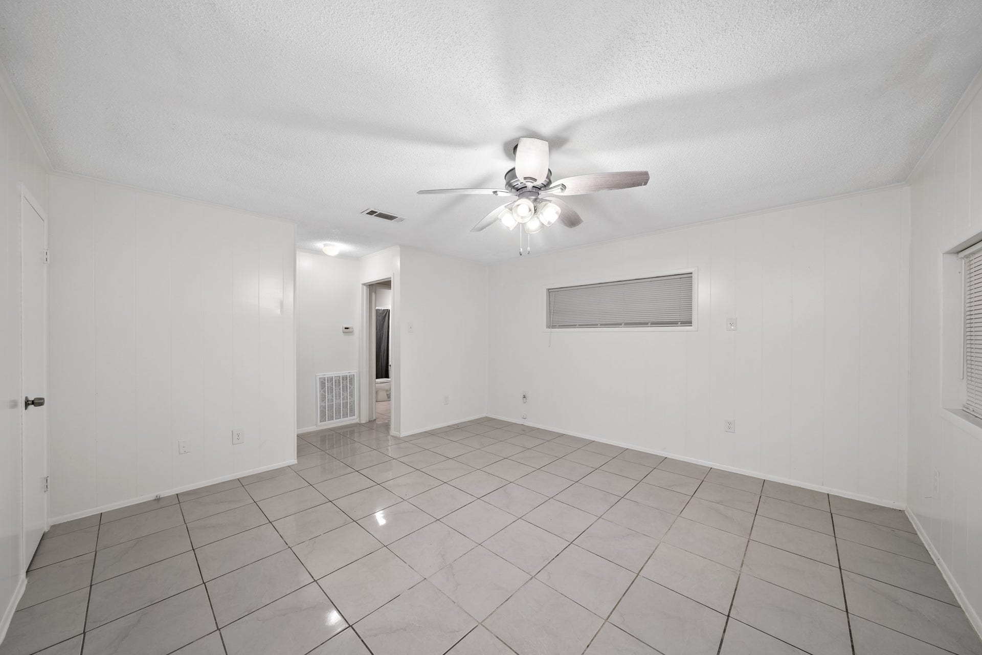 2018 Rosalee Street, La Marque, TX 77568 2018 Rosalee Street, La Marque, TX 77568