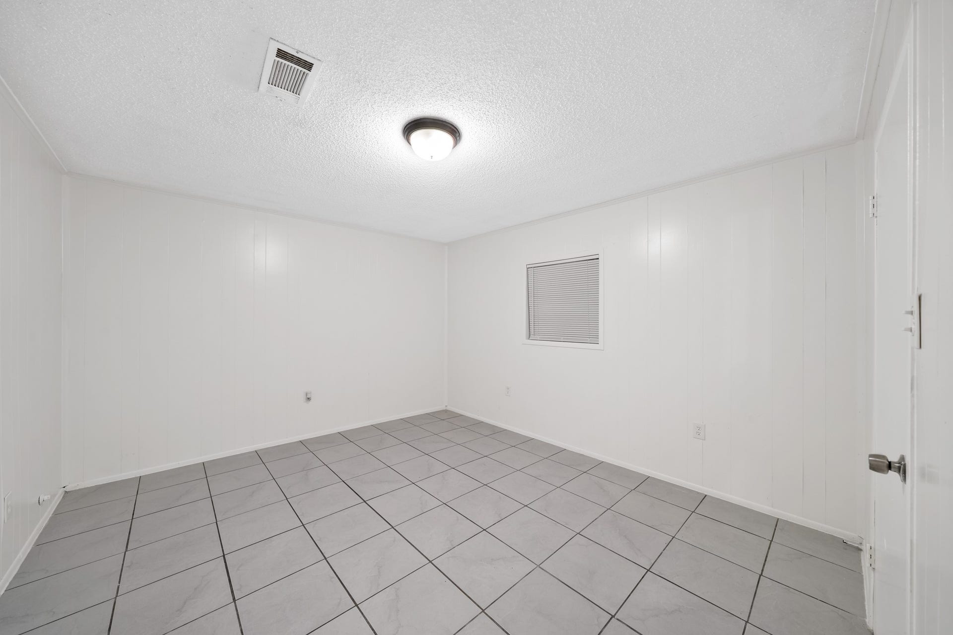 2018 Rosalee Street, La Marque, TX 77568 2018 Rosalee Street, La Marque, TX 77568