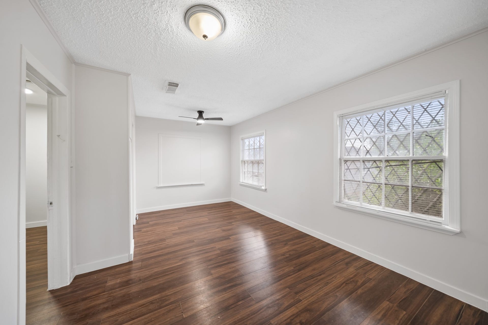 2018 Rosalee Street, La Marque, TX 77568 2018 Rosalee Street, La Marque, TX 77568