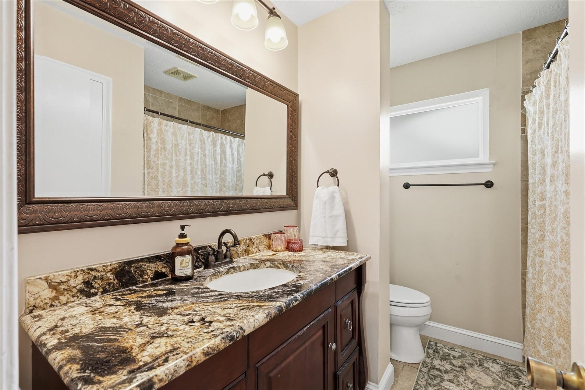 12919 Westhorpe Drive, Houston, TX 77077 12919 Westhorpe Drive, Houston, TX 77077
