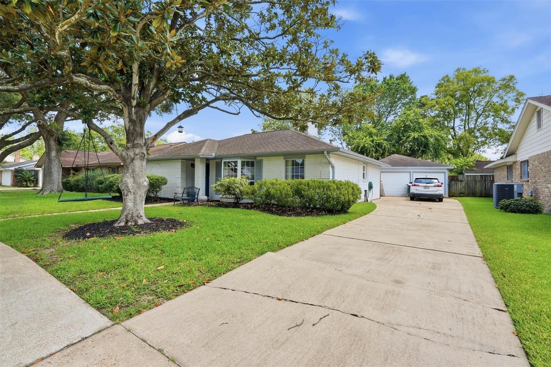 12919 Westhorpe Drive, Houston, TX 77077 12919 Westhorpe Drive, Houston, TX 77077
