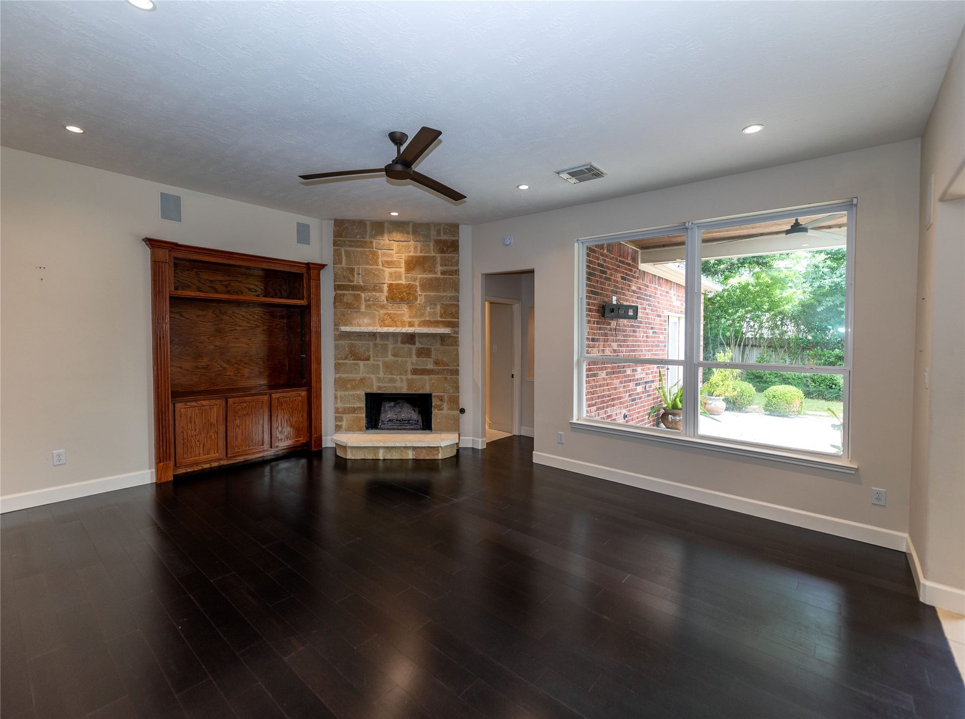 3603 Hawkins Circle, Missouri City, TX 77459 3603 Hawkins Circle, Missouri City, TX 77459