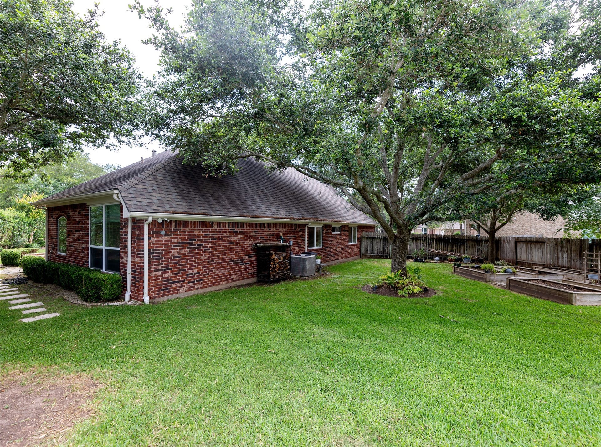 3603 Hawkins Circle, Missouri City, TX 77459 3603 Hawkins Circle, Missouri City, TX 77459