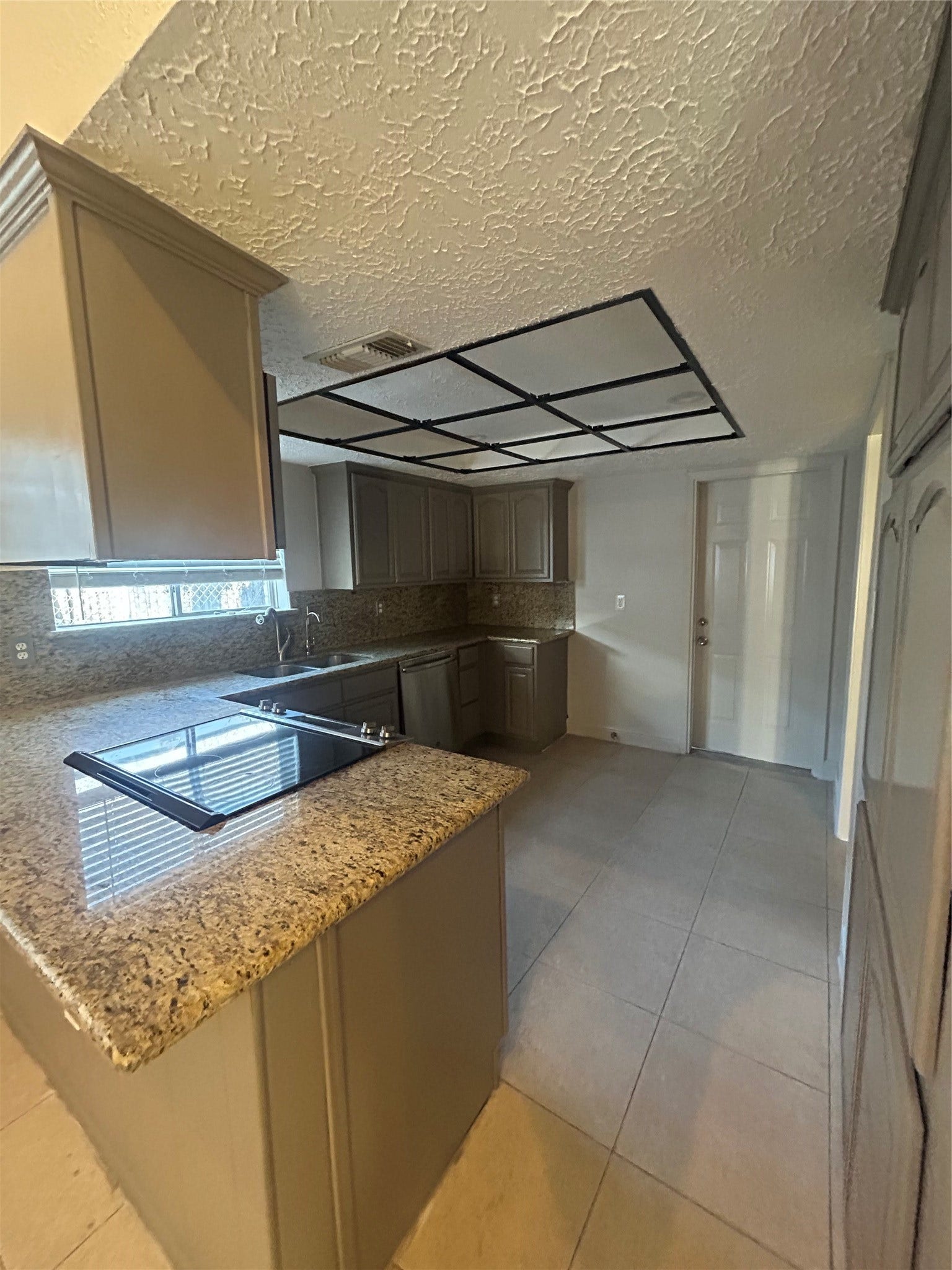 10406 Stockman Lane, Sugar Land, TX 77498 10406 Stockman Lane, Sugar Land, TX 77498