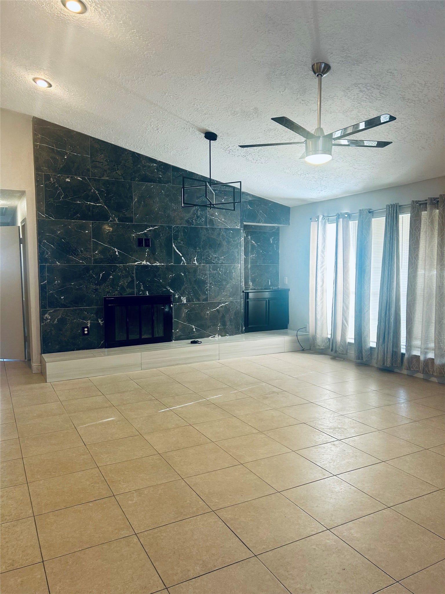10406 Stockman Lane, Sugar Land, TX 77498 10406 Stockman Lane, Sugar Land, TX 77498