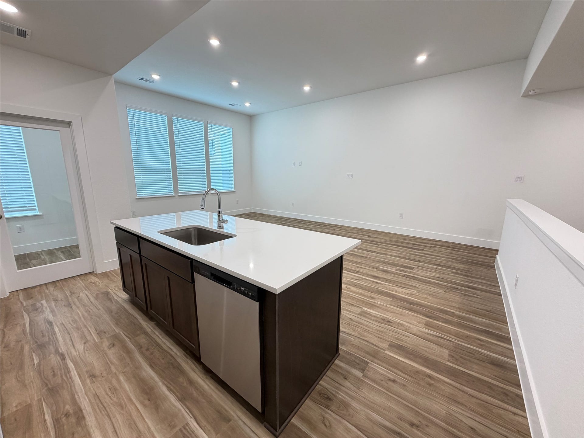 6059 Cebra St, Houston, TX 77091 6059 Cebra St, Houston, TX 77091