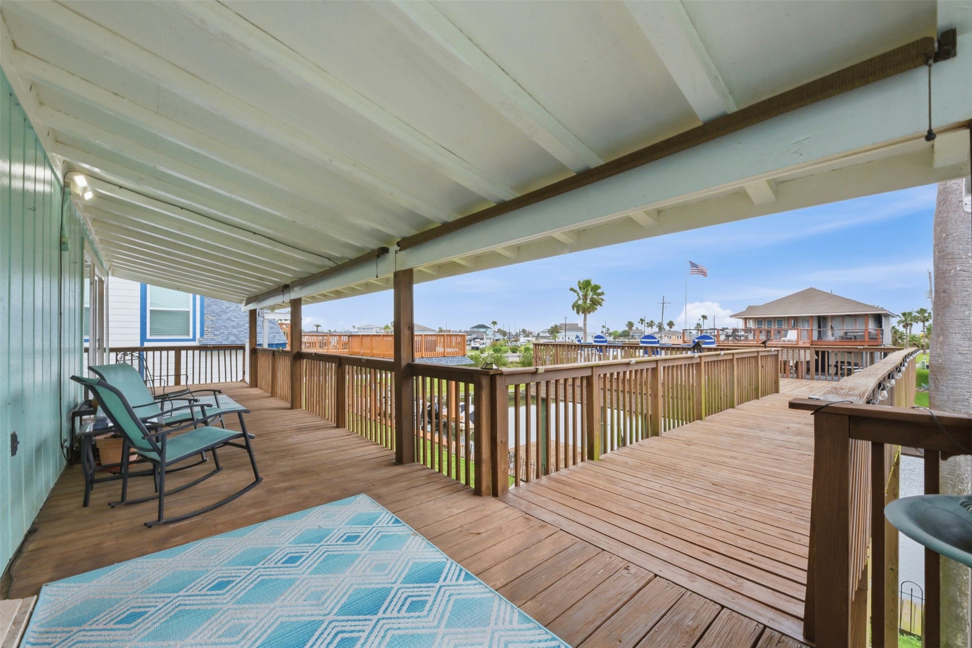 2 S Sandpiper Street, La Marque, TX 77568 2 S Sandpiper Street, La Marque, TX 77568