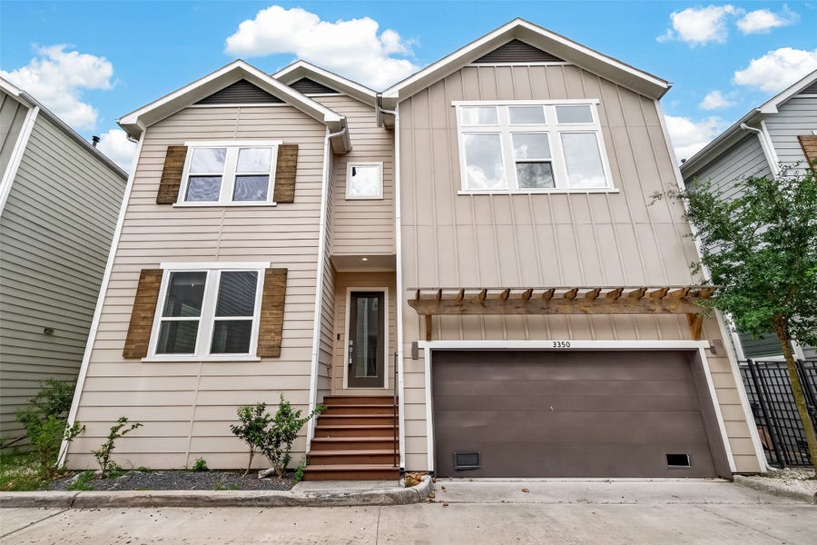Property photo for 3350 Pinemont Drive, Houston, TX