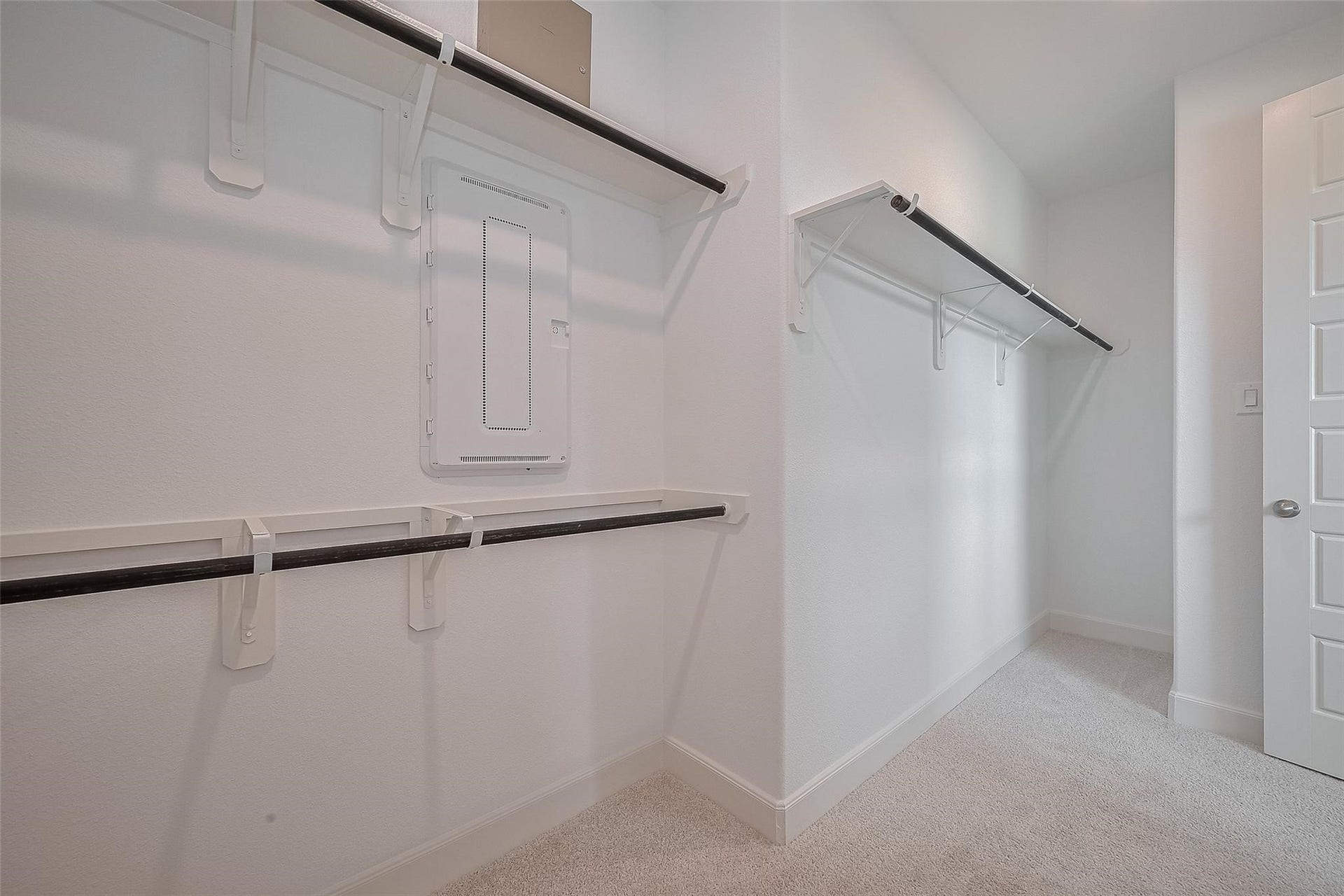 2702 Ballast Green Drive, Texas City, TX 77568 2702 Ballast Green Drive, Texas City, TX 77568