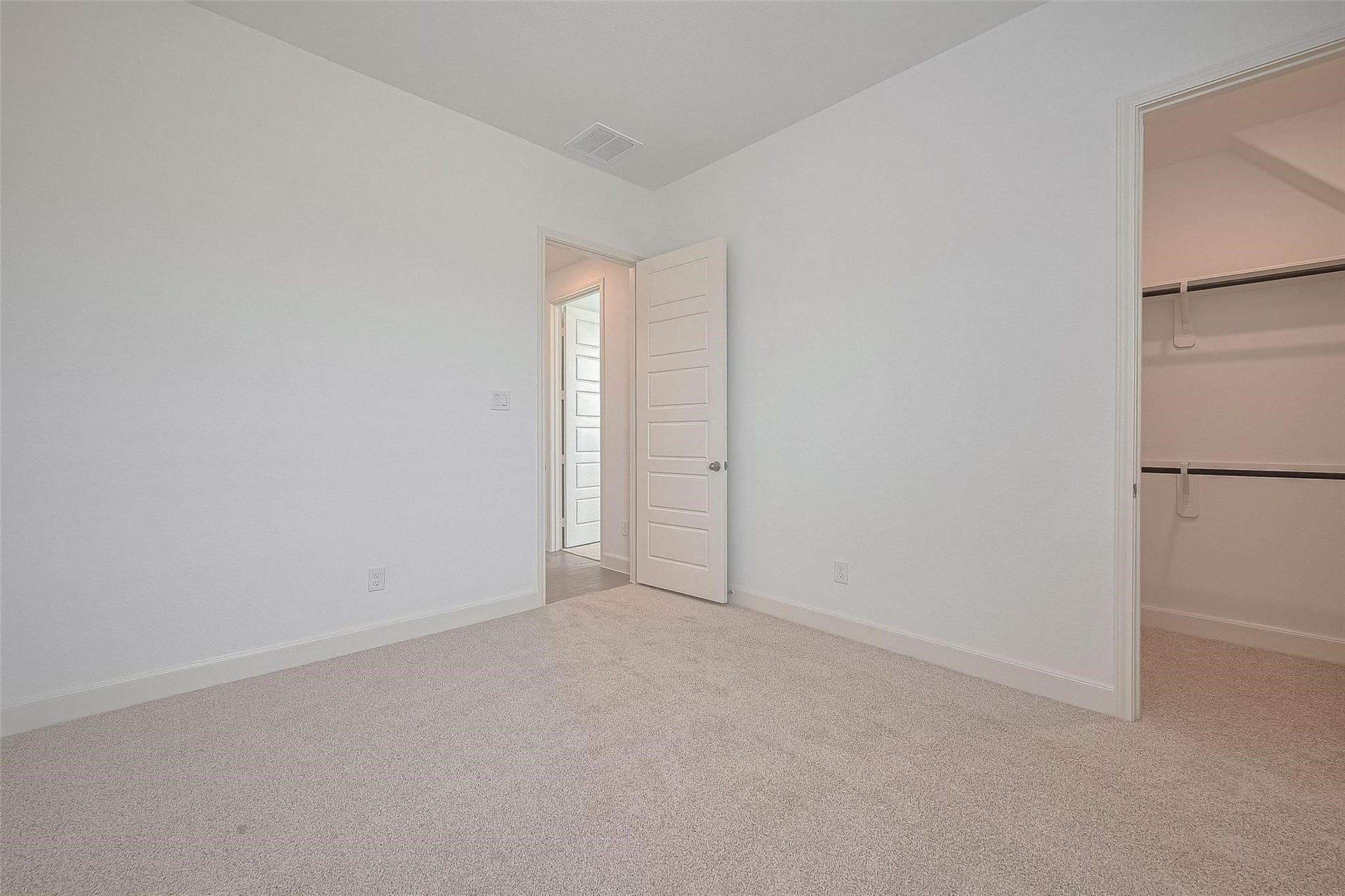 2702 Ballast Green Drive, Texas City, TX 77568 2702 Ballast Green Drive, Texas City, TX 77568