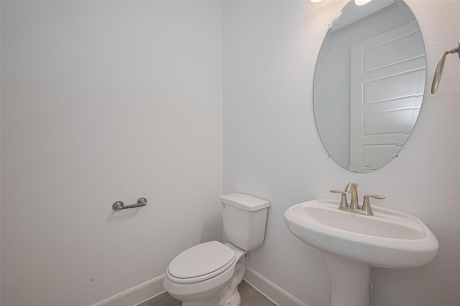 2702 Ballast Green Drive, Texas City, TX 77568 2702 Ballast Green Drive, Texas City, TX 77568