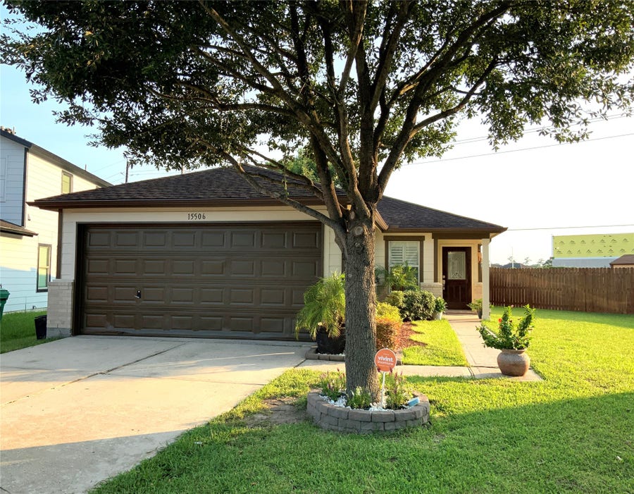 Property photo for 15506 Red Pine Ridge Way, Houston, TX