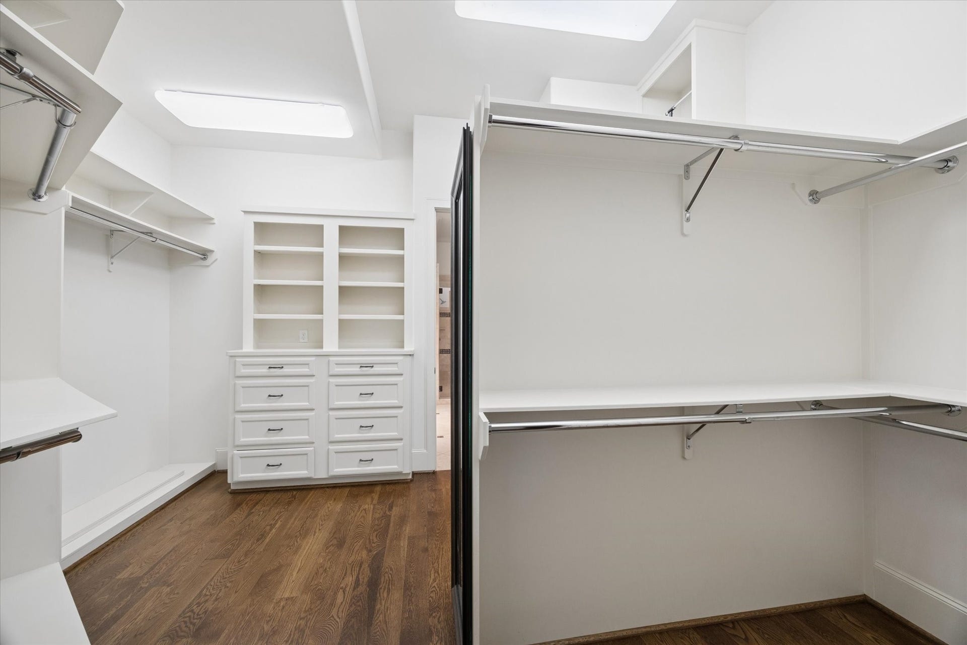 6006 Floyd Street, Houston, TX 77007 6006 Floyd Street, Houston, TX 77007
