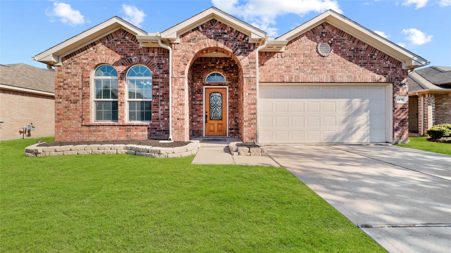 Property photo for 6439 Brimridge Lane, Houston, TX