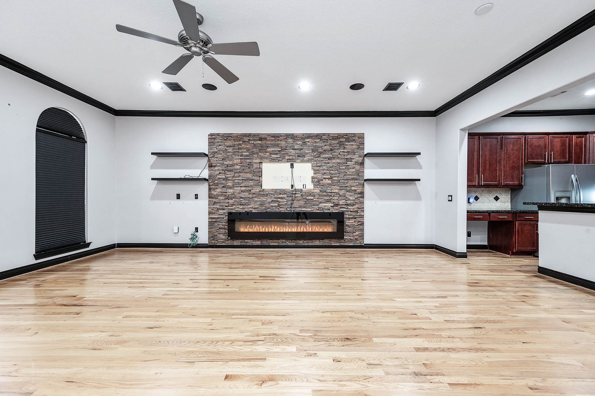 2503 Dallas Street, Houston, TX 77003 2503 Dallas Street, Houston, TX 77003