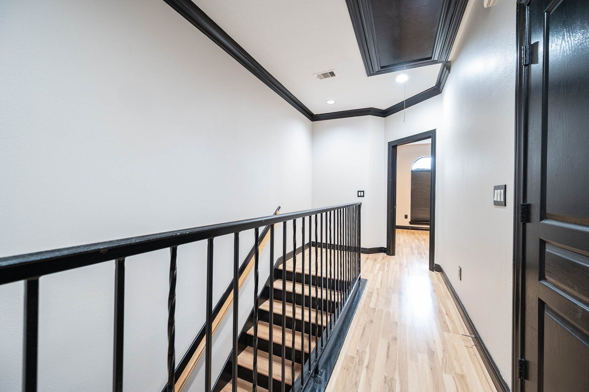 2503 Dallas Street, Houston, TX 77003 2503 Dallas Street, Houston, TX 77003