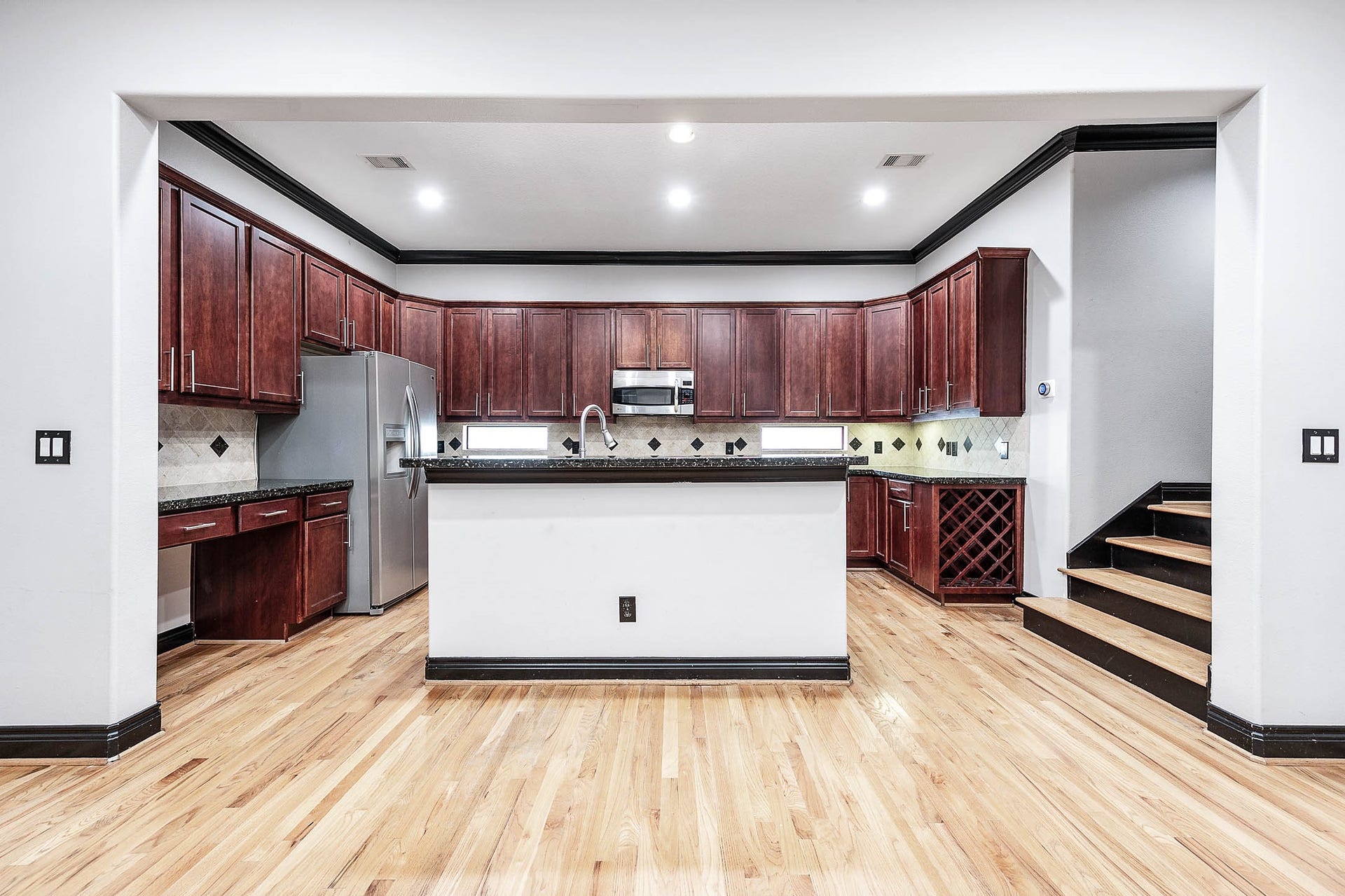 2503 Dallas Street, Houston, TX 77003 2503 Dallas Street, Houston, TX 77003
