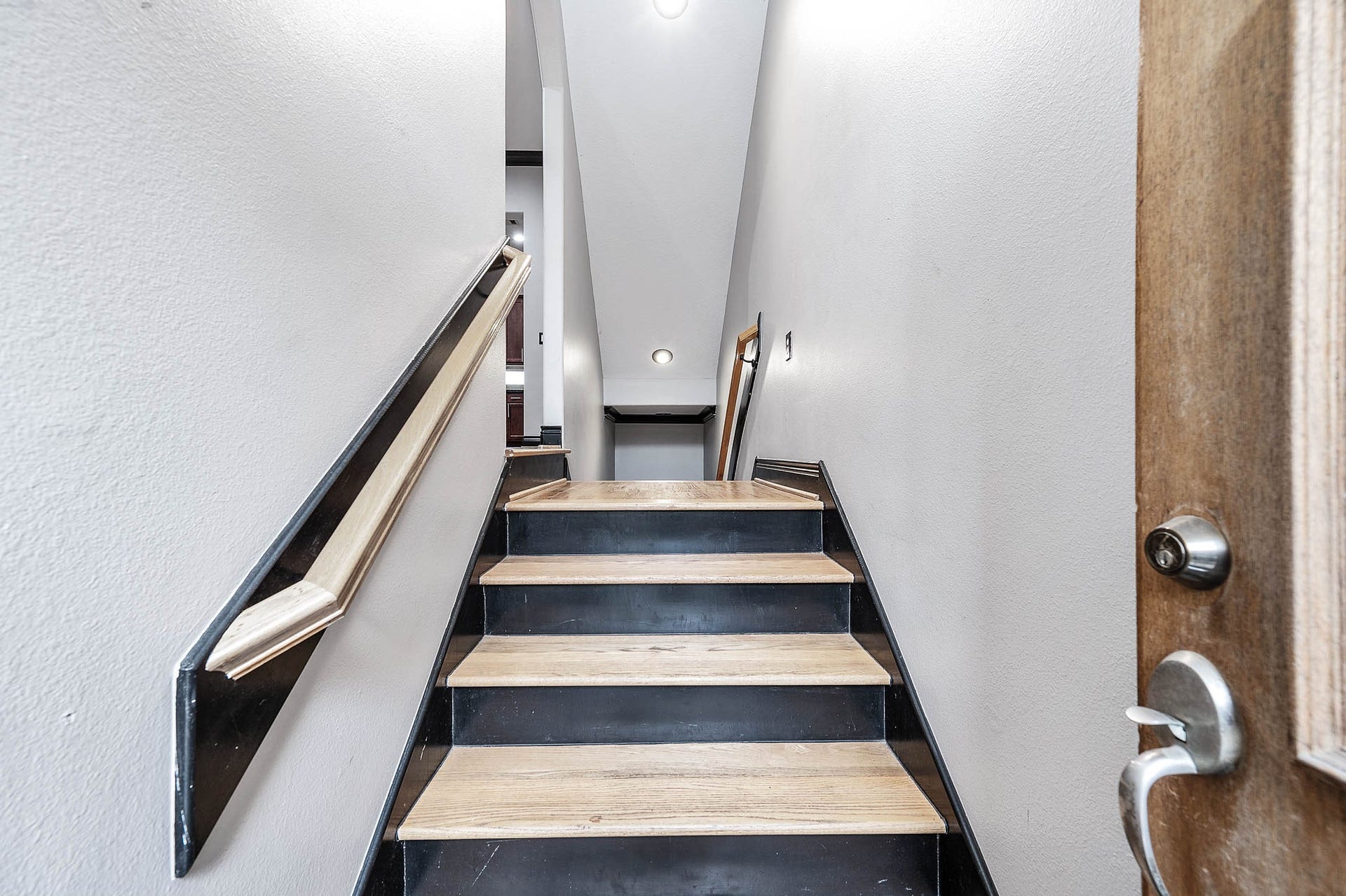 2503 Dallas Street, Houston, TX 77003 2503 Dallas Street, Houston, TX 77003