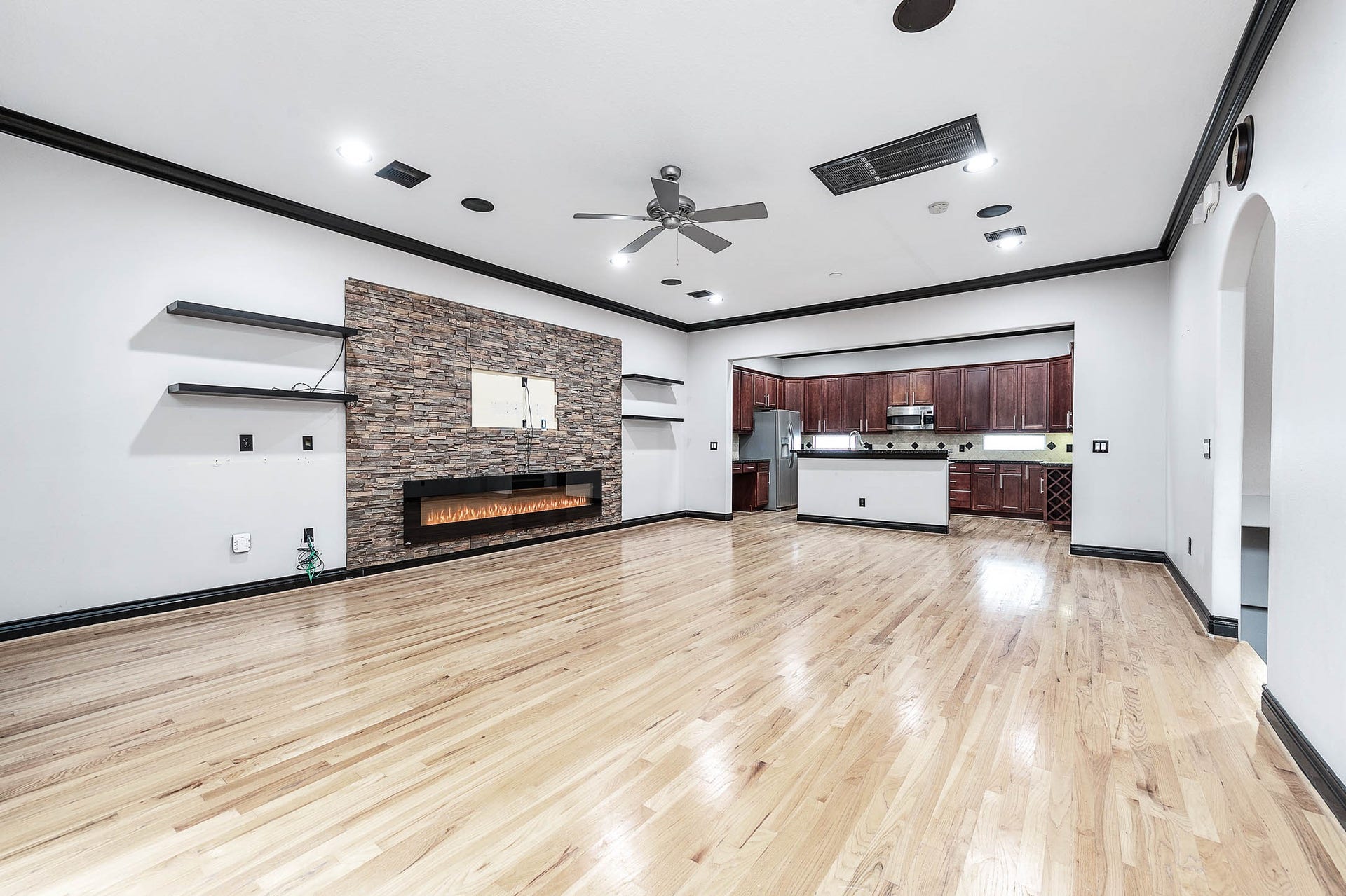 2503 Dallas Street, Houston, TX 77003 2503 Dallas Street, Houston, TX 77003
