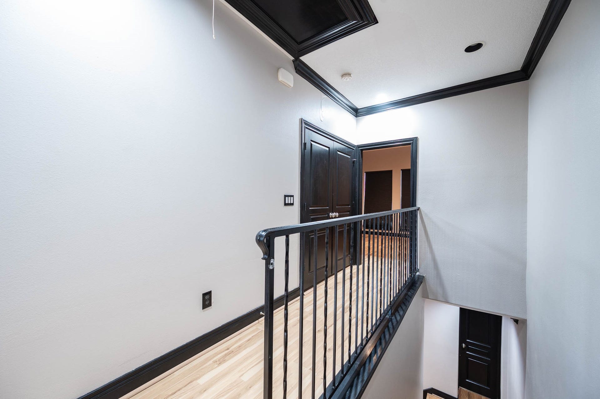 2503 Dallas Street, Houston, TX 77003 2503 Dallas Street, Houston, TX 77003