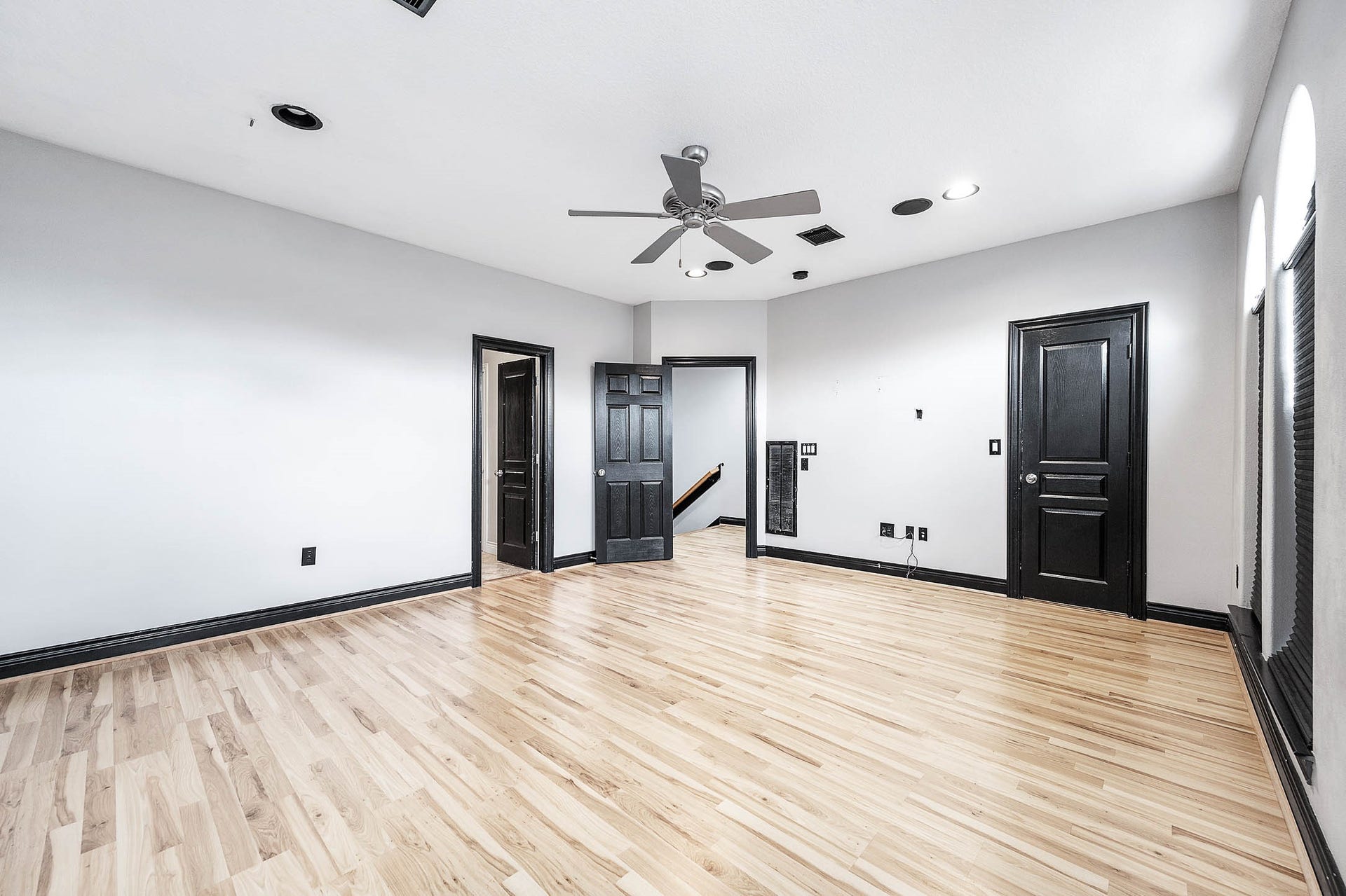 2503 Dallas Street, Houston, TX 77003 2503 Dallas Street, Houston, TX 77003