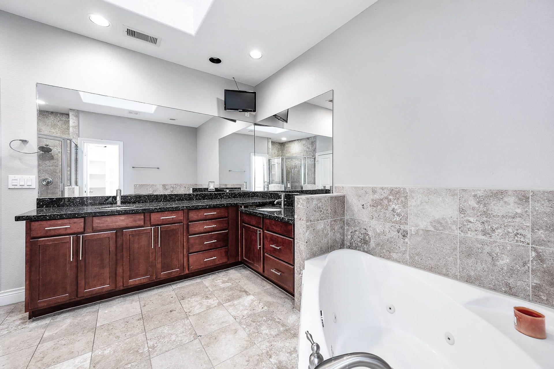 2503 Dallas Street, Houston, TX 77003 2503 Dallas Street, Houston, TX 77003