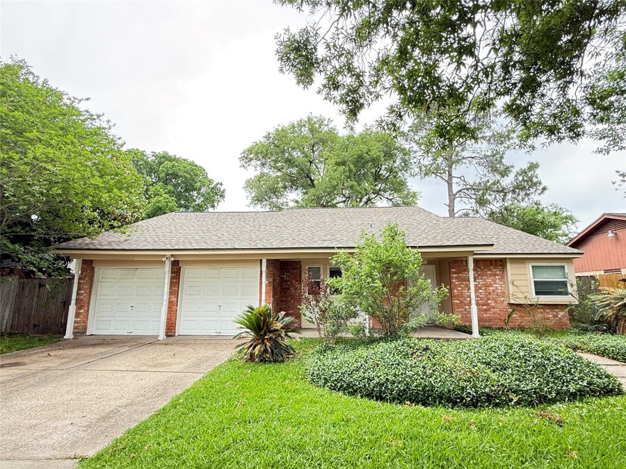 Property photo for 16439 Hickory Knoll Drive, Houston, TX