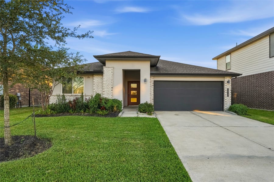 Property photo for 2417 Mar Vista Lane, Texas City, TX