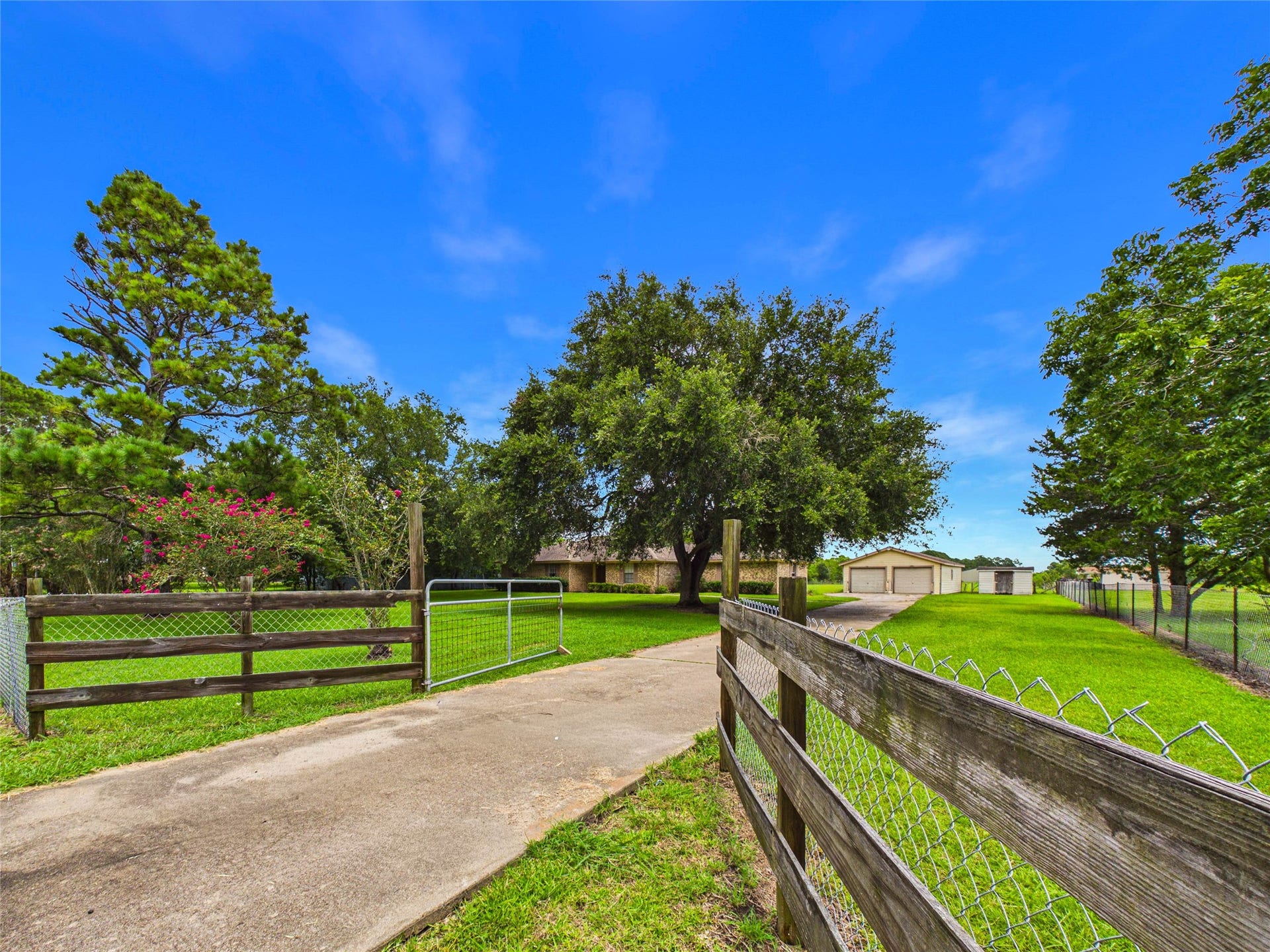 7711 Avenue M, Santa Fe, TX 77510 7711 Avenue M, Santa Fe, TX 77510
