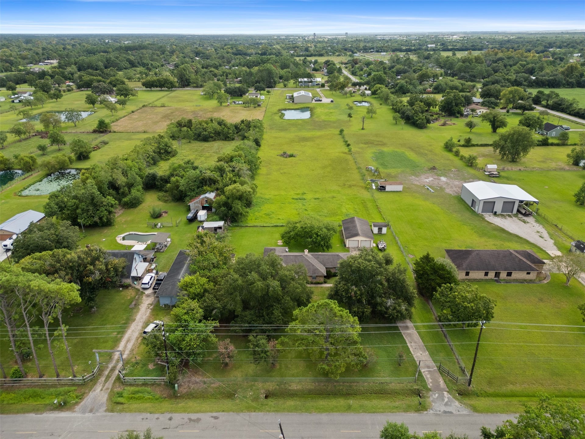 7711 Avenue M, Santa Fe, TX 77510 7711 Avenue M, Santa Fe, TX 77510
