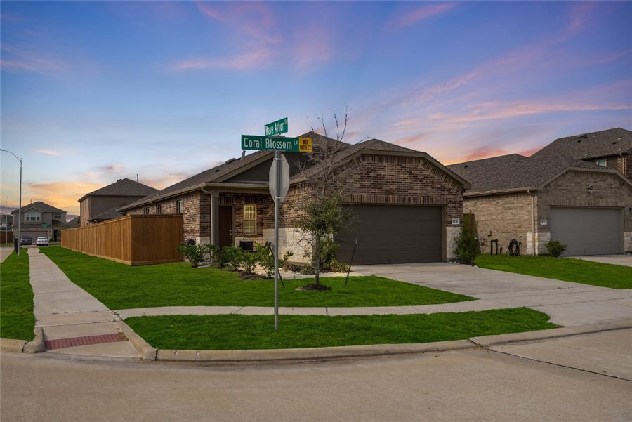 Property photo for 21126 Coral Blossom Lane, Cypress, TX