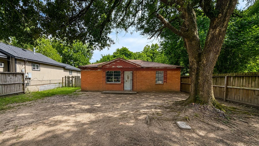 Property photo for 617 Willow Street, Spring, TX
